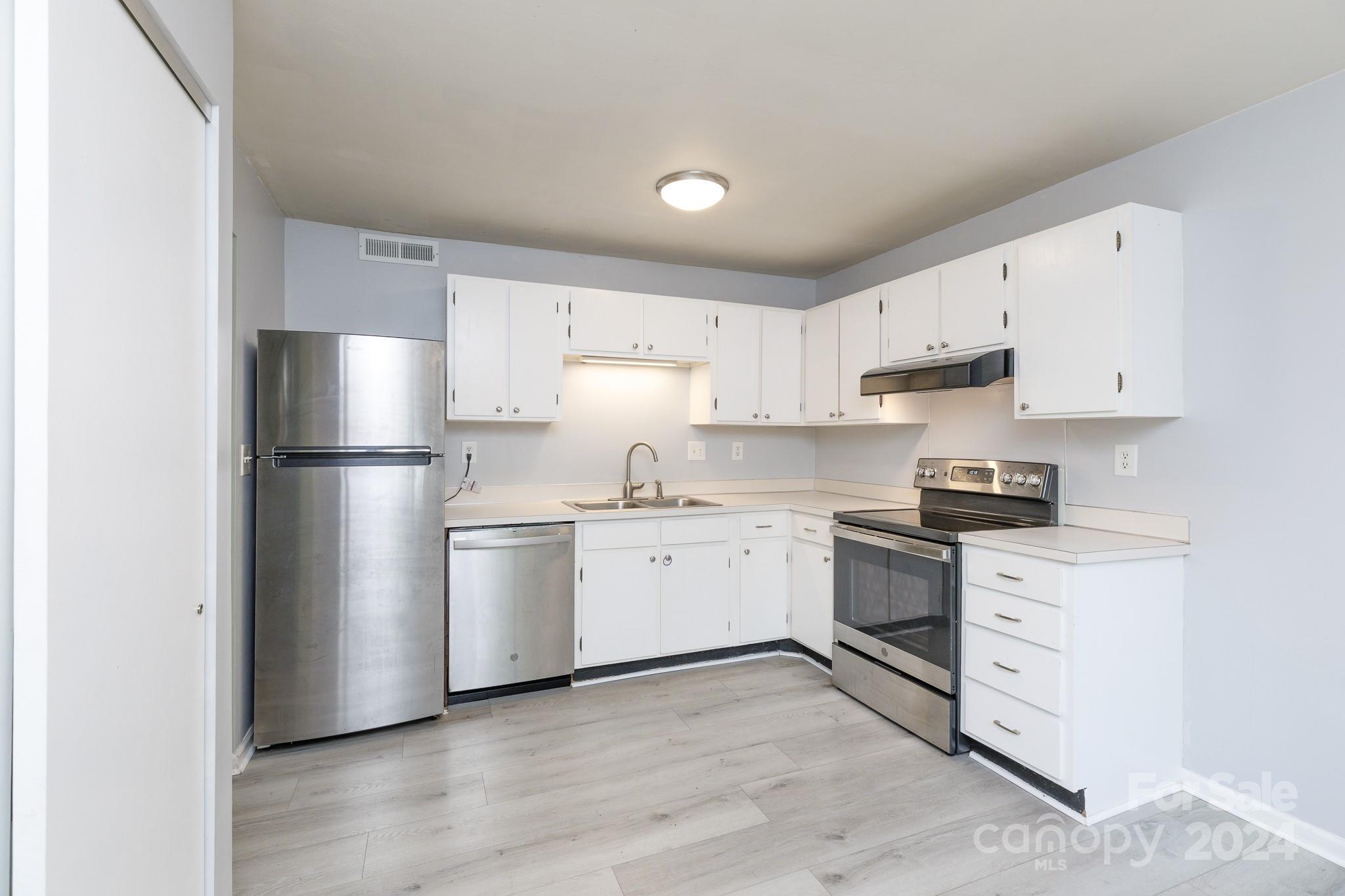 Hunters Chase - Residential