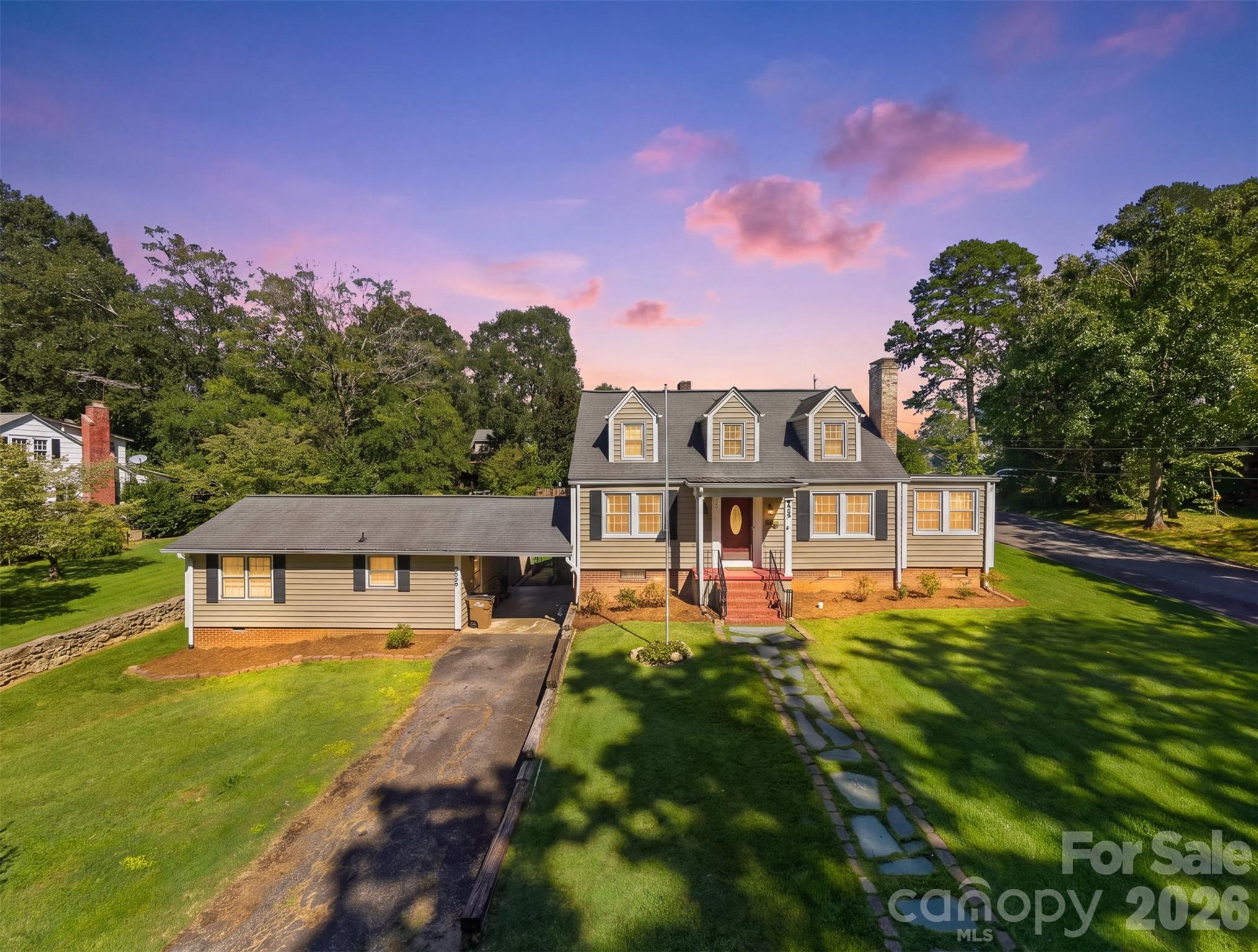 625 E Park Drive