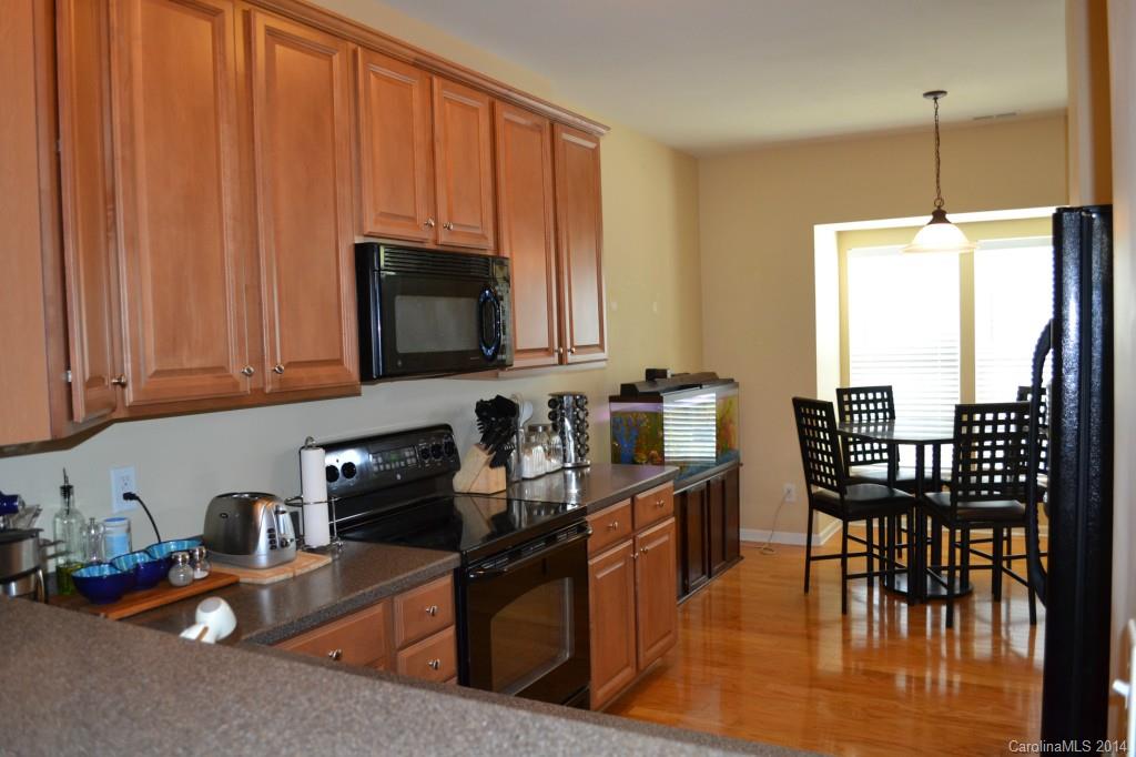 Fairway Townhouses - Residential