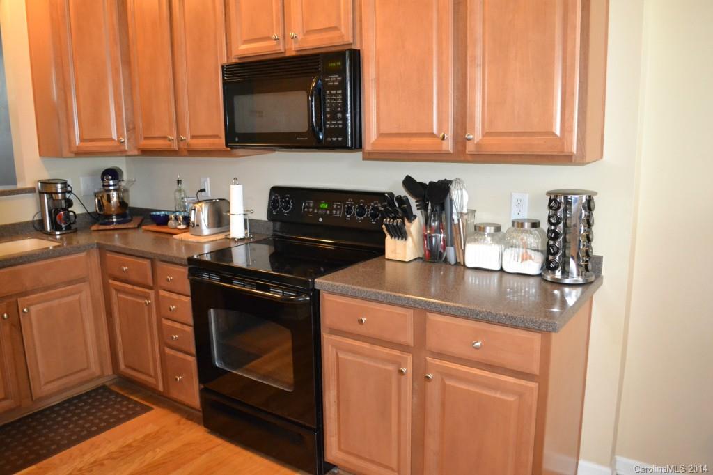 Fairway Townhouses - Residential