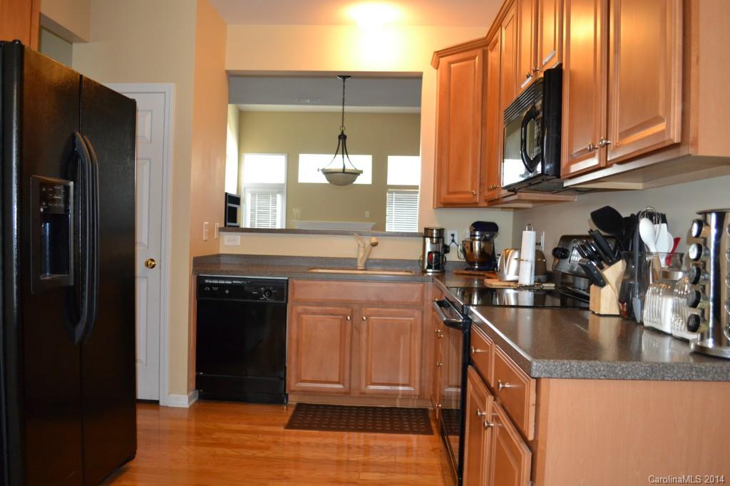 Fairway Townhouses - Residential