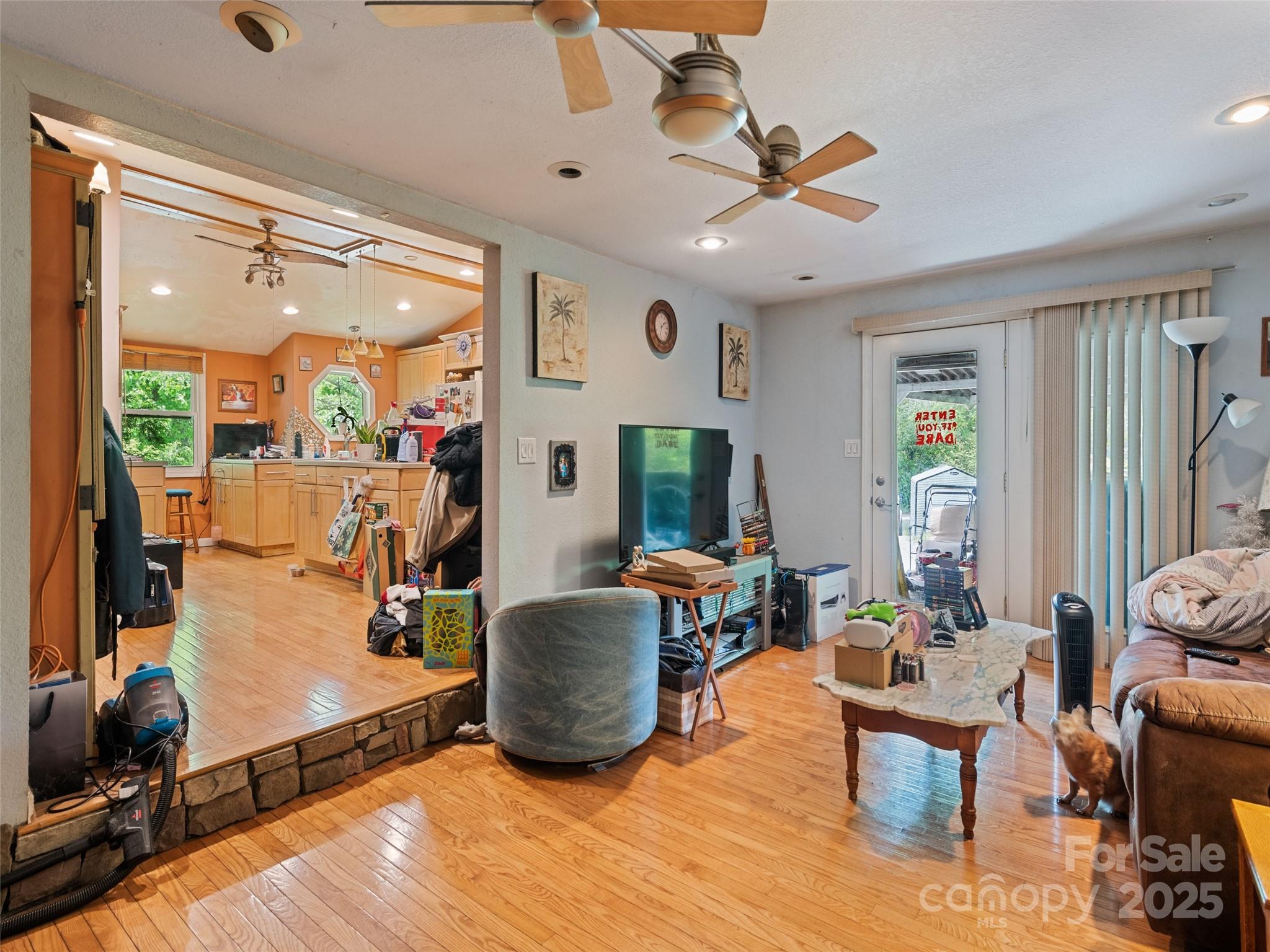 3407 & 3383 Thickety Road