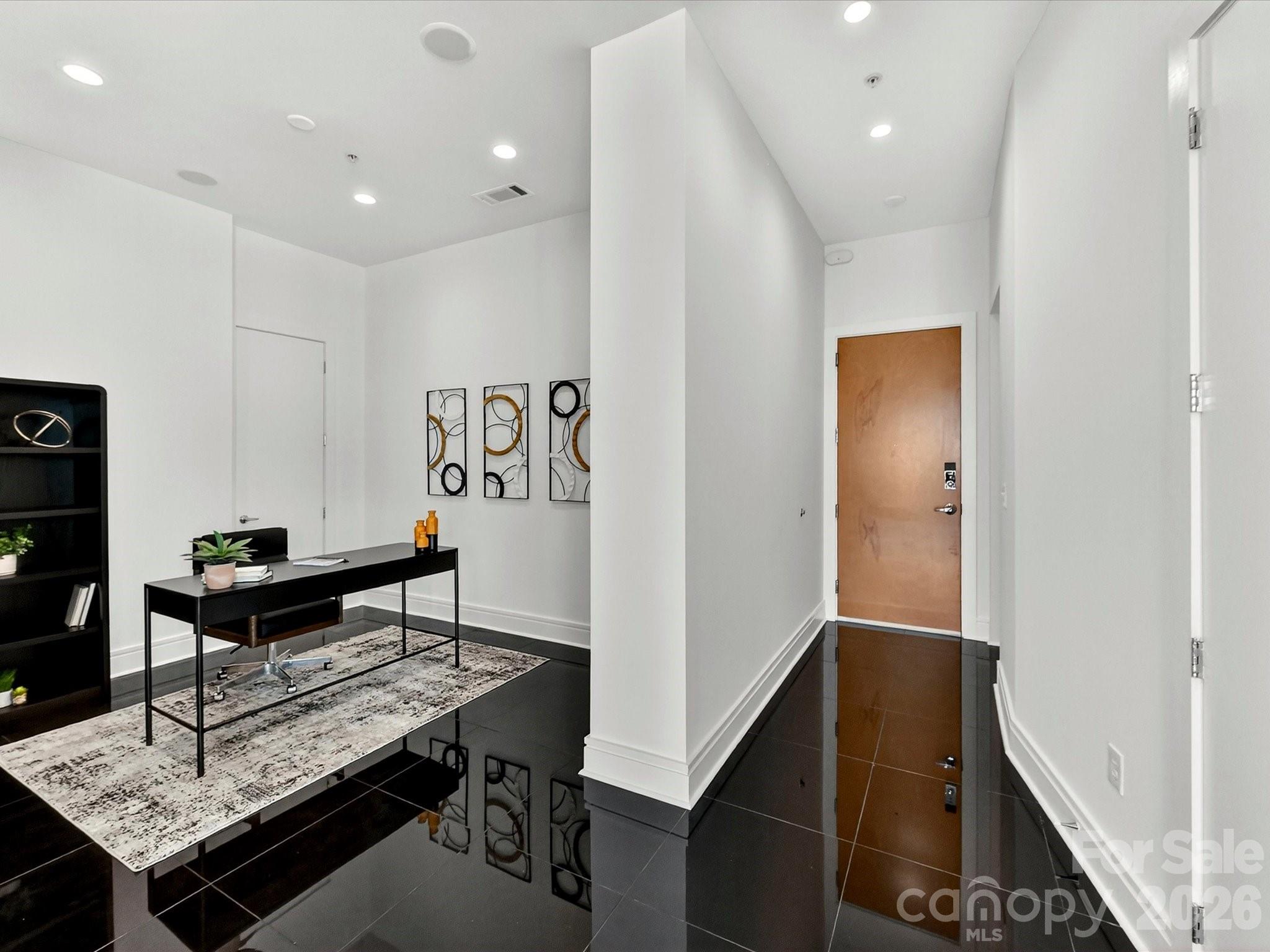 505 E 6th Street 1601
