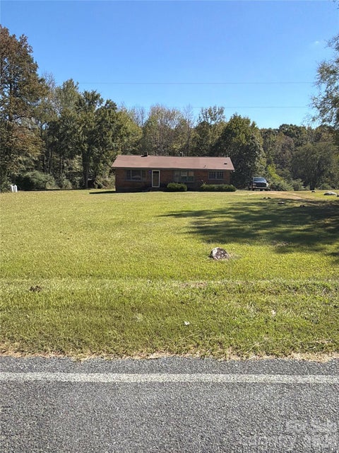 Photo of 4807 John Craig Road, Waxhaw, NC 28173 (MLS # 4435172)