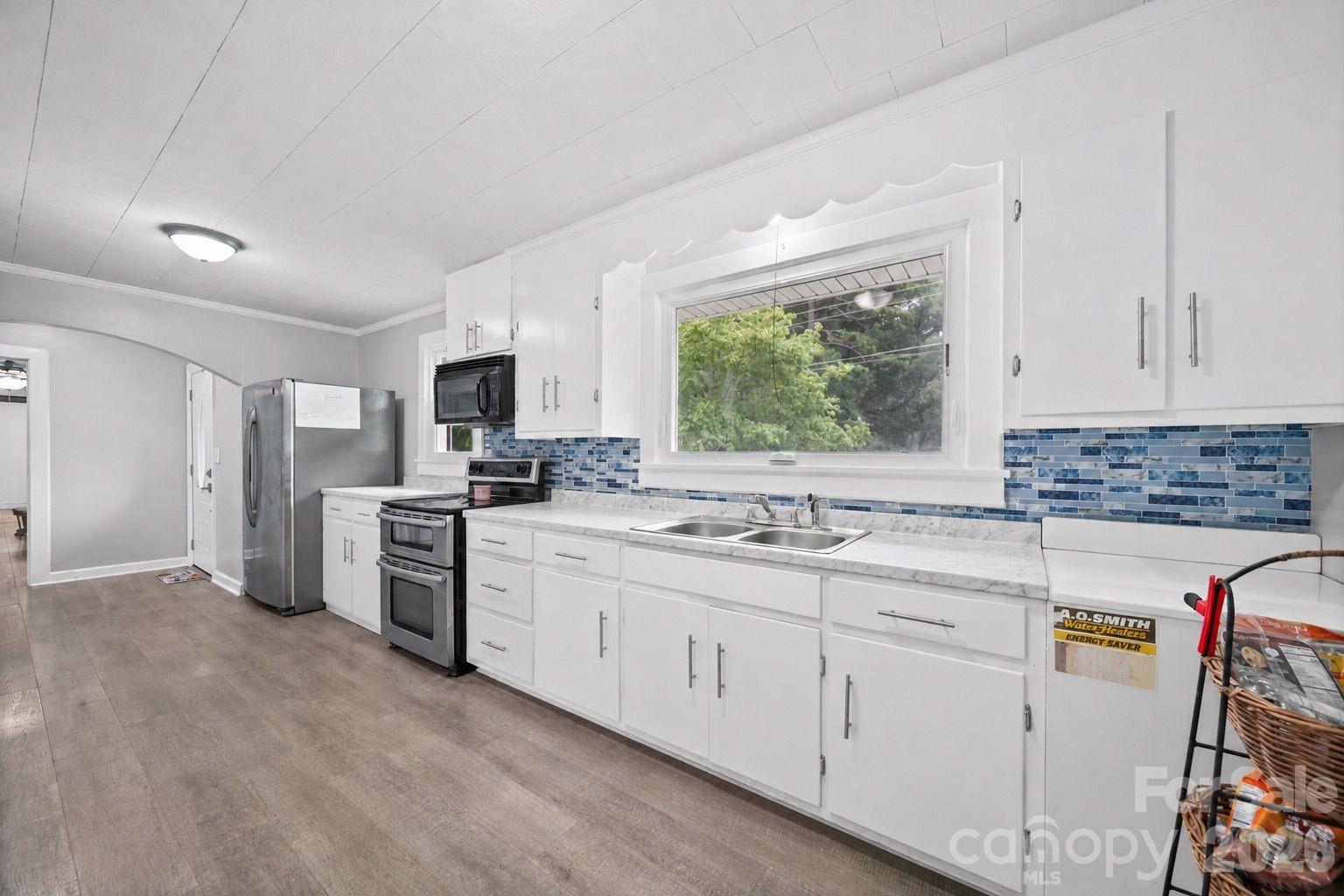 1030 Lippard Road - Photo 2