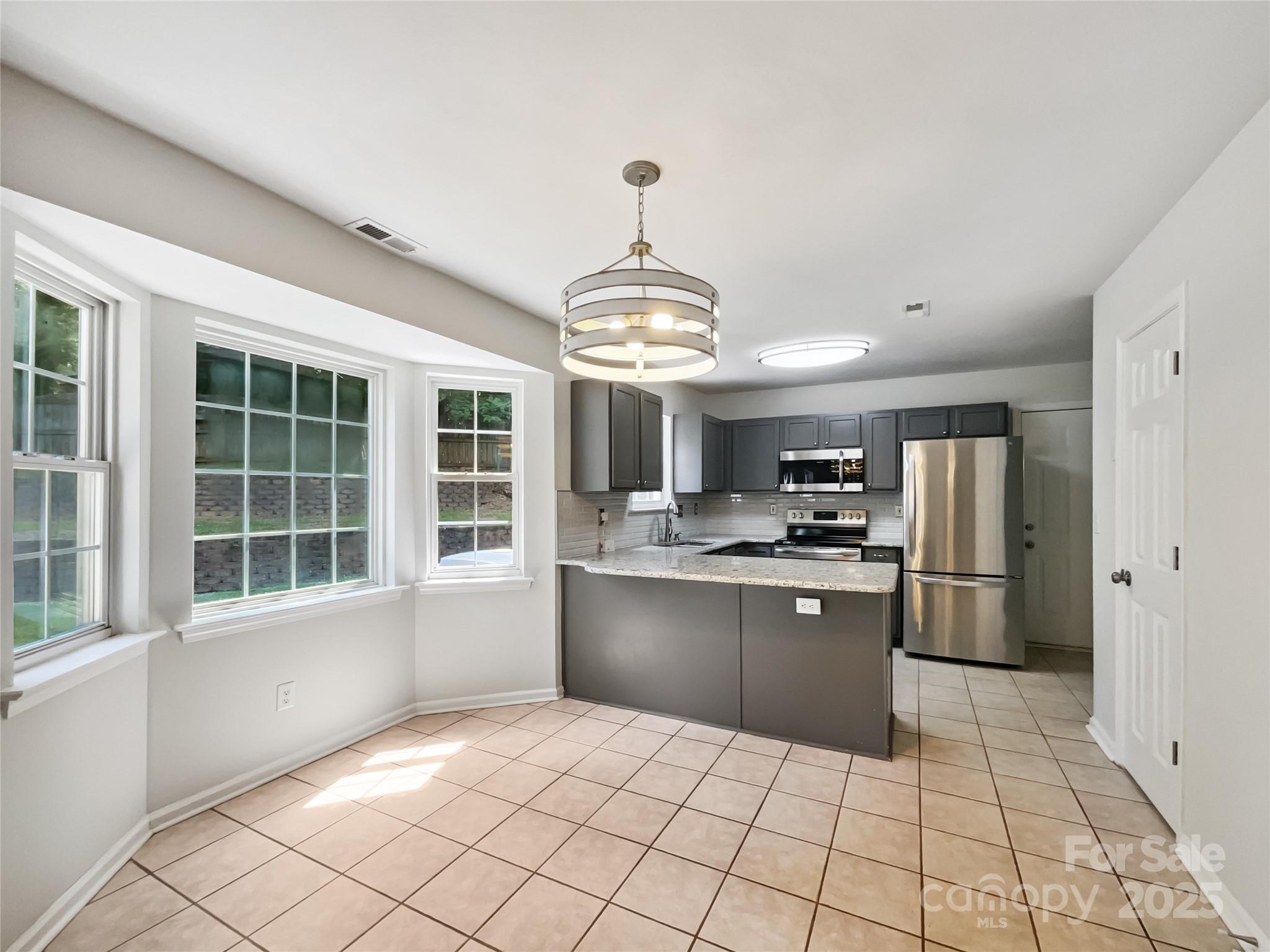 Holly Creek - Residential