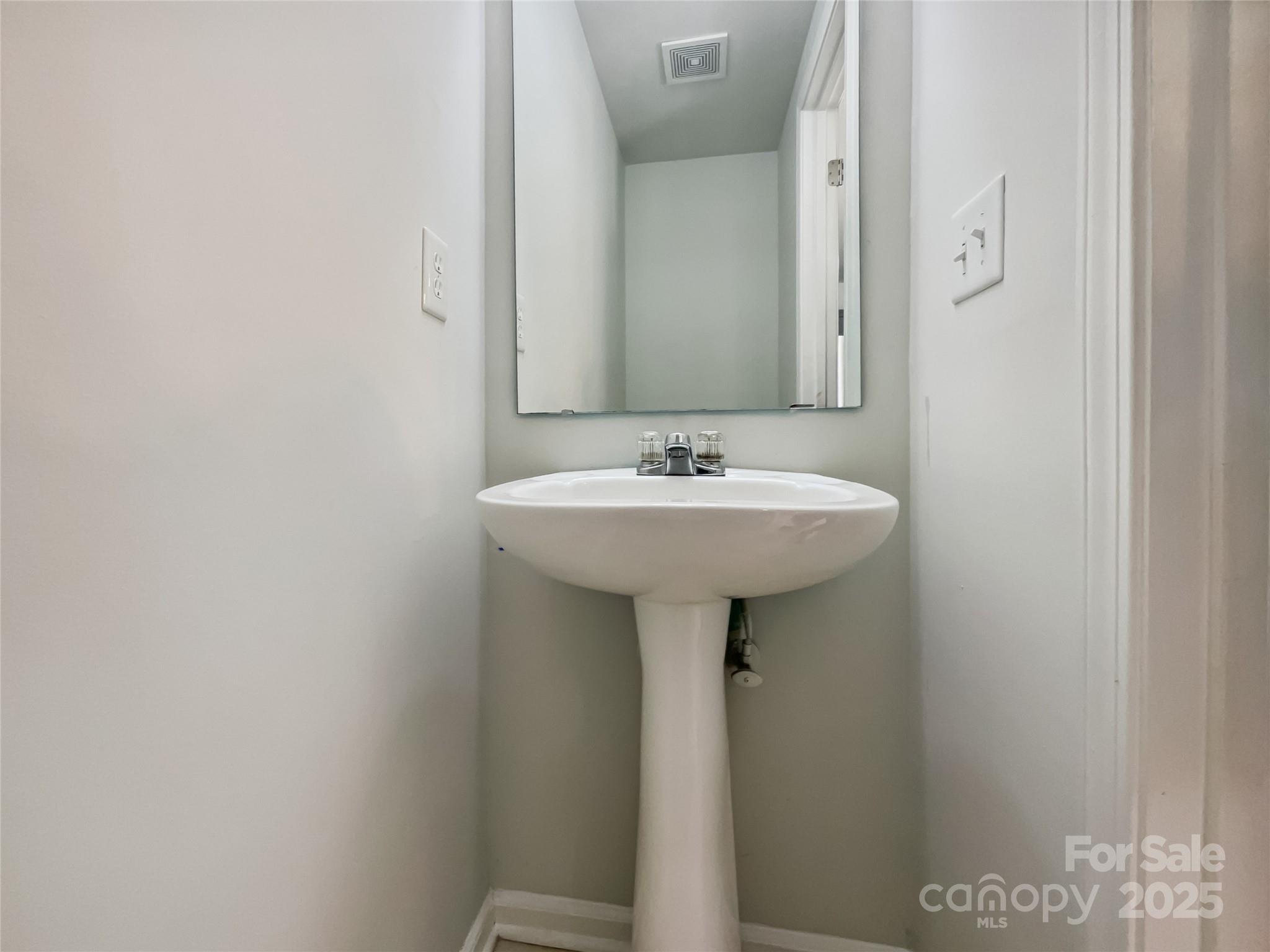 Holly Creek - Residential