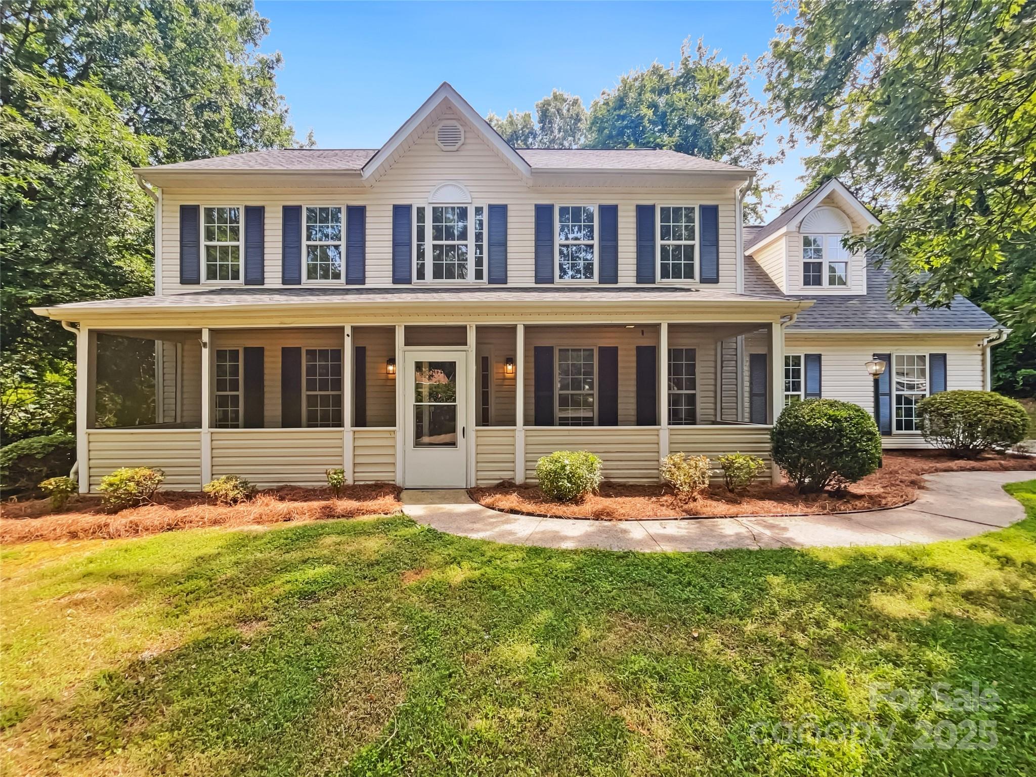 Holly Creek - Residential