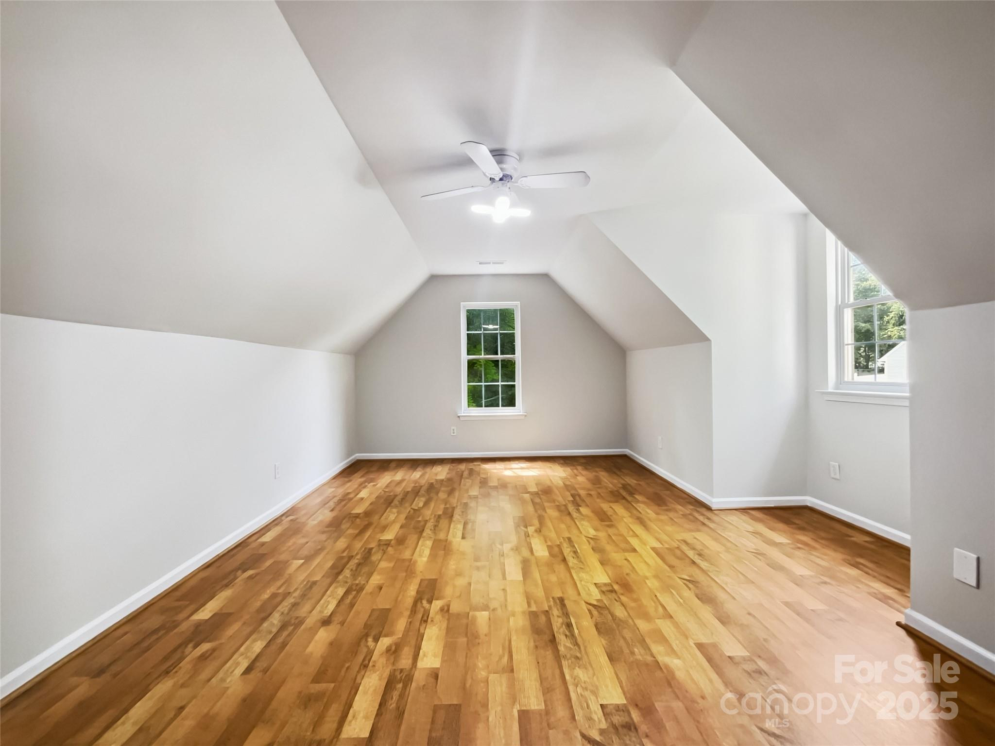 Holly Creek - Residential