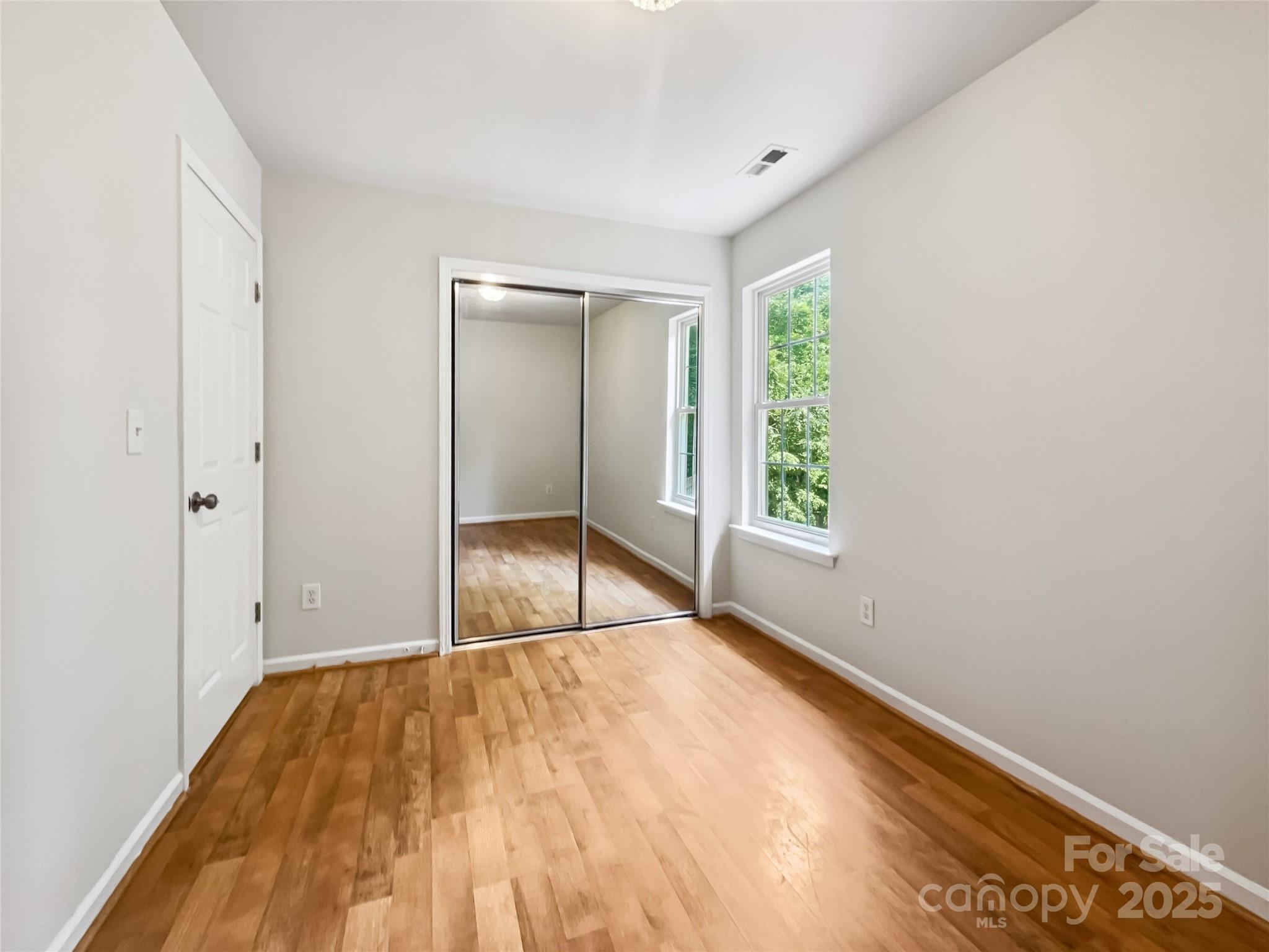 Holly Creek - Residential