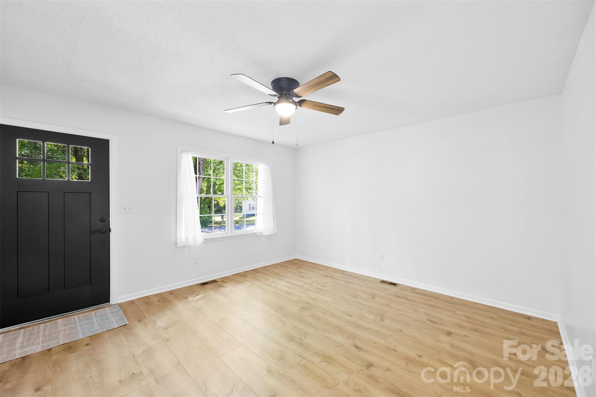 509 California Circle