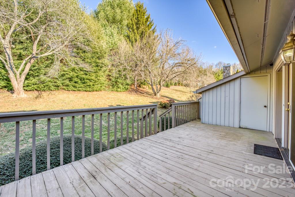 Deerwood - Residential