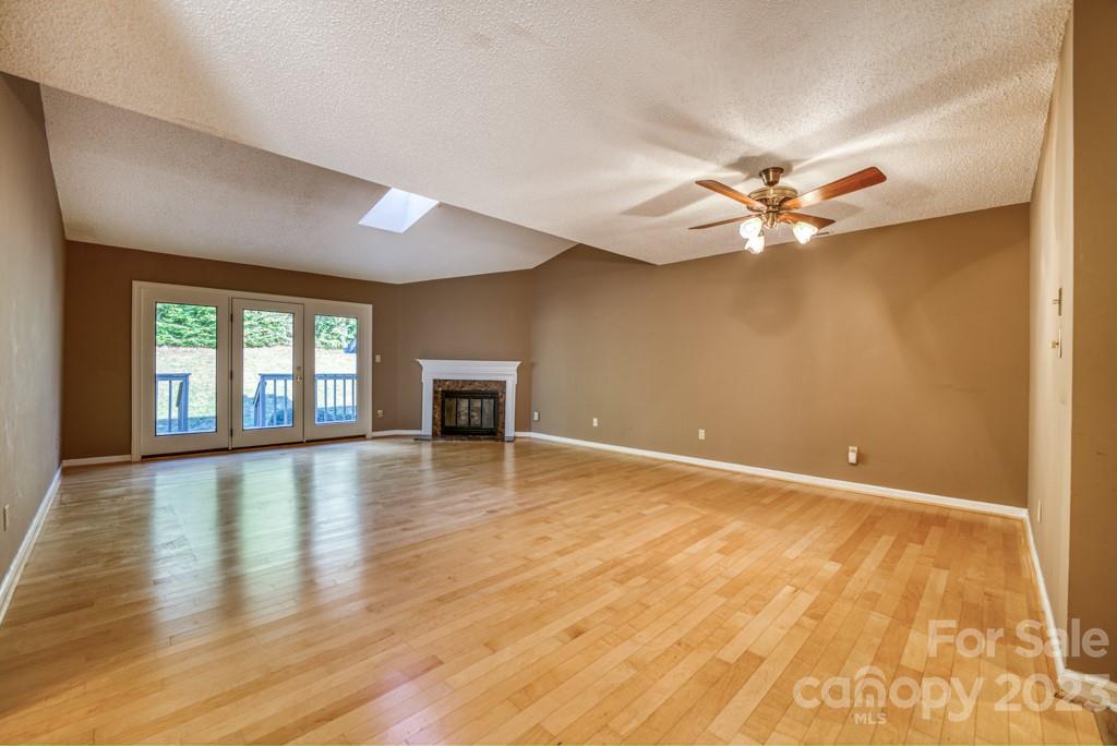 Deerwood - Residential