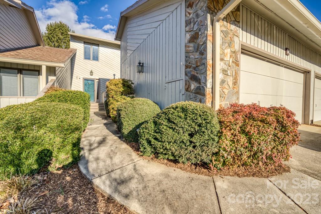 Deerwood - Residential