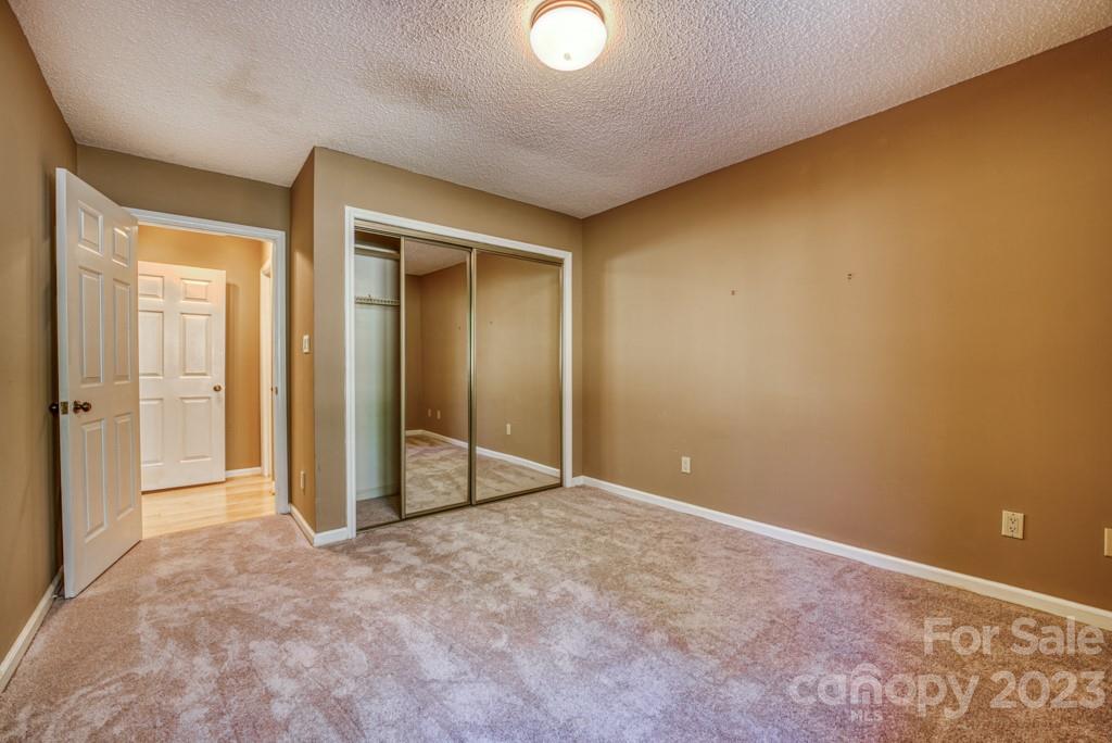 Deerwood - Residential