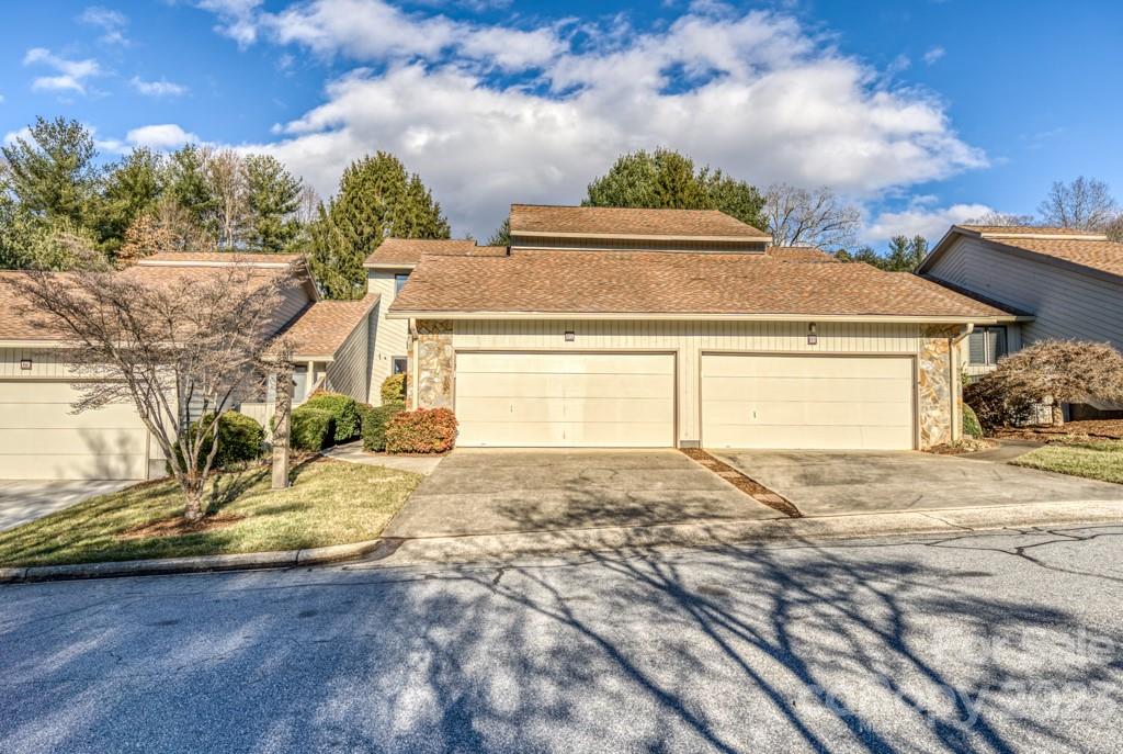 Deerwood - Residential