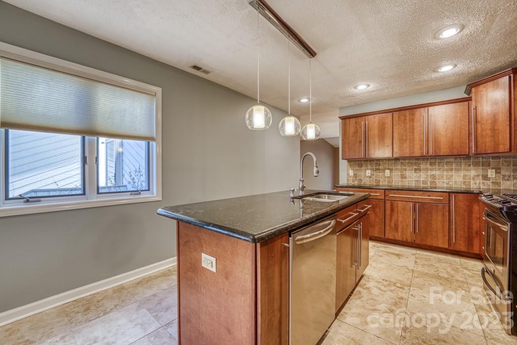 Deerwood - Residential