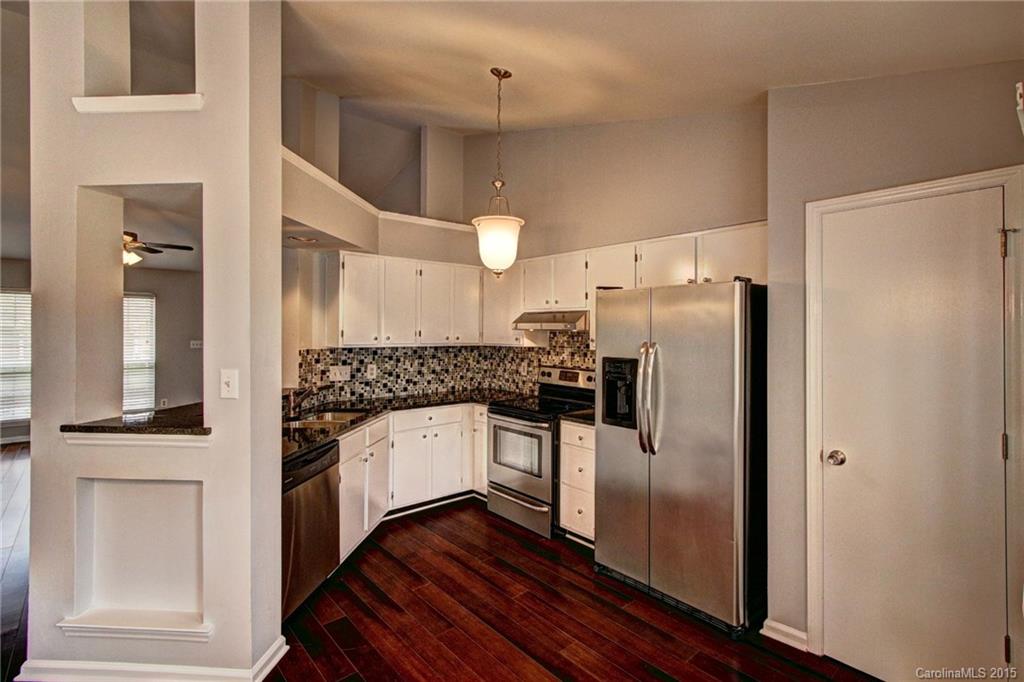 Olde Whitehall - Residential