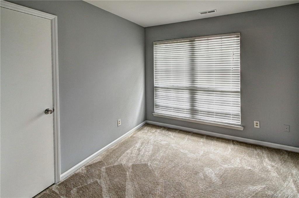 Olde Whitehall - Residential