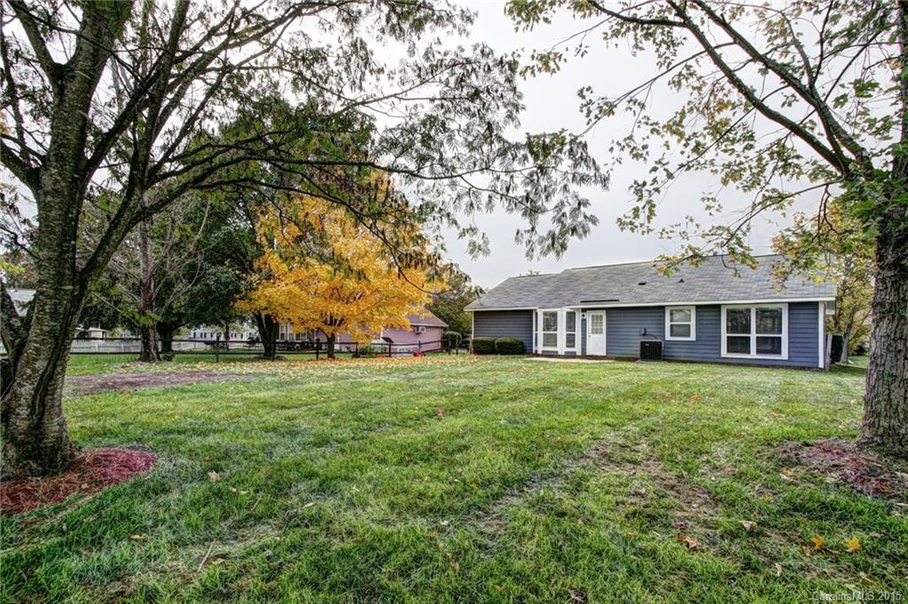 Olde Whitehall - Residential