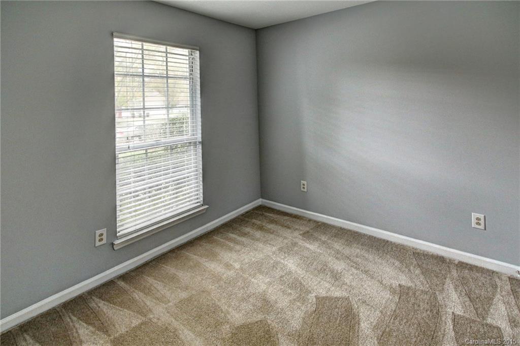 Olde Whitehall - Residential