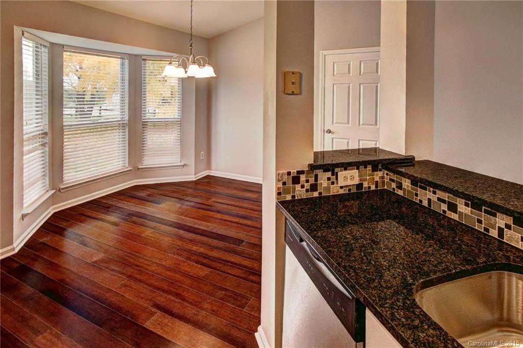 Olde Whitehall - Residential