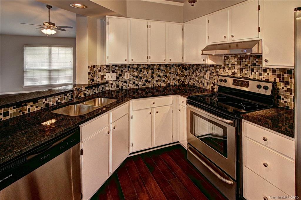 Olde Whitehall - Residential