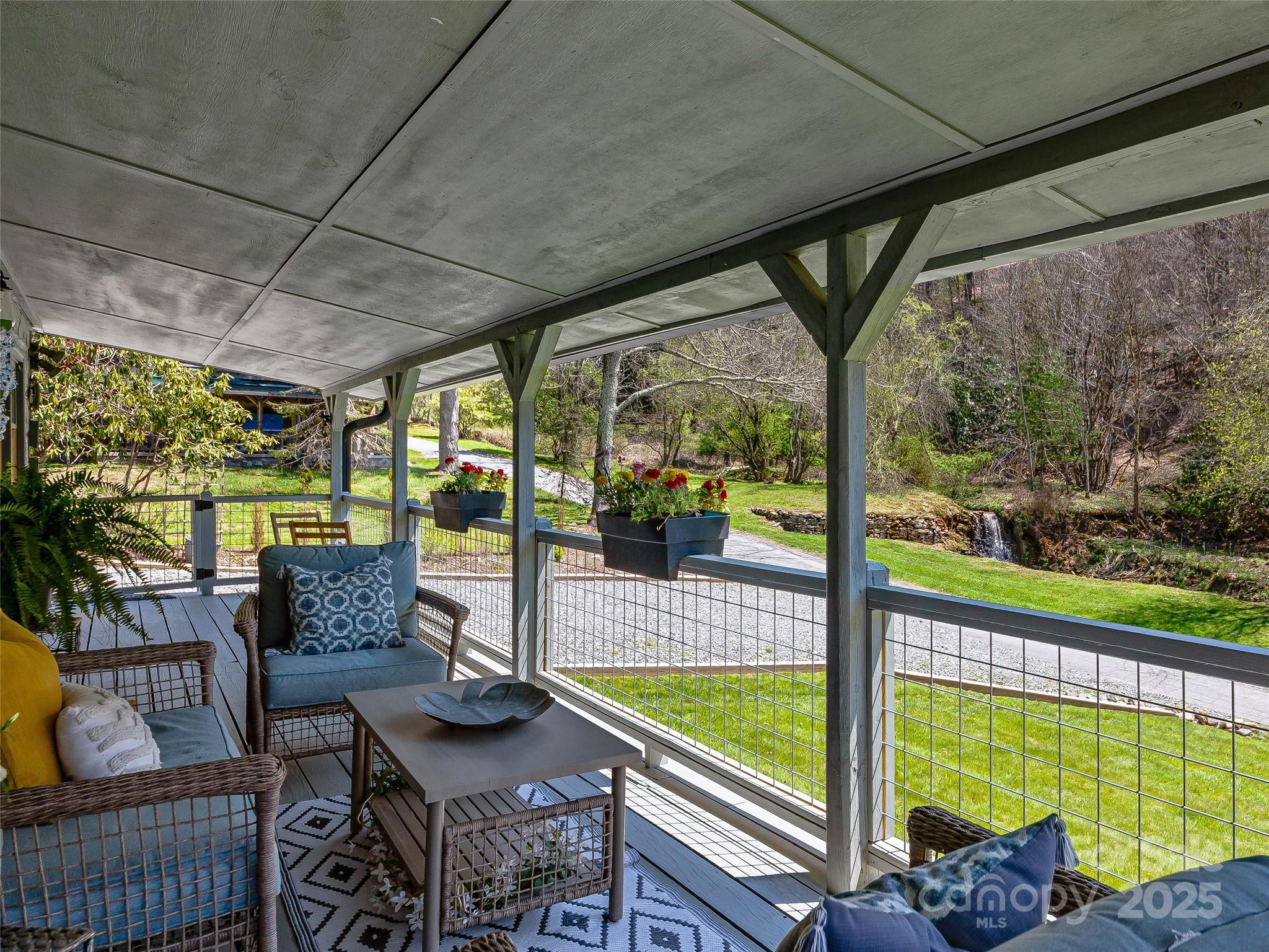 175 Village Lane