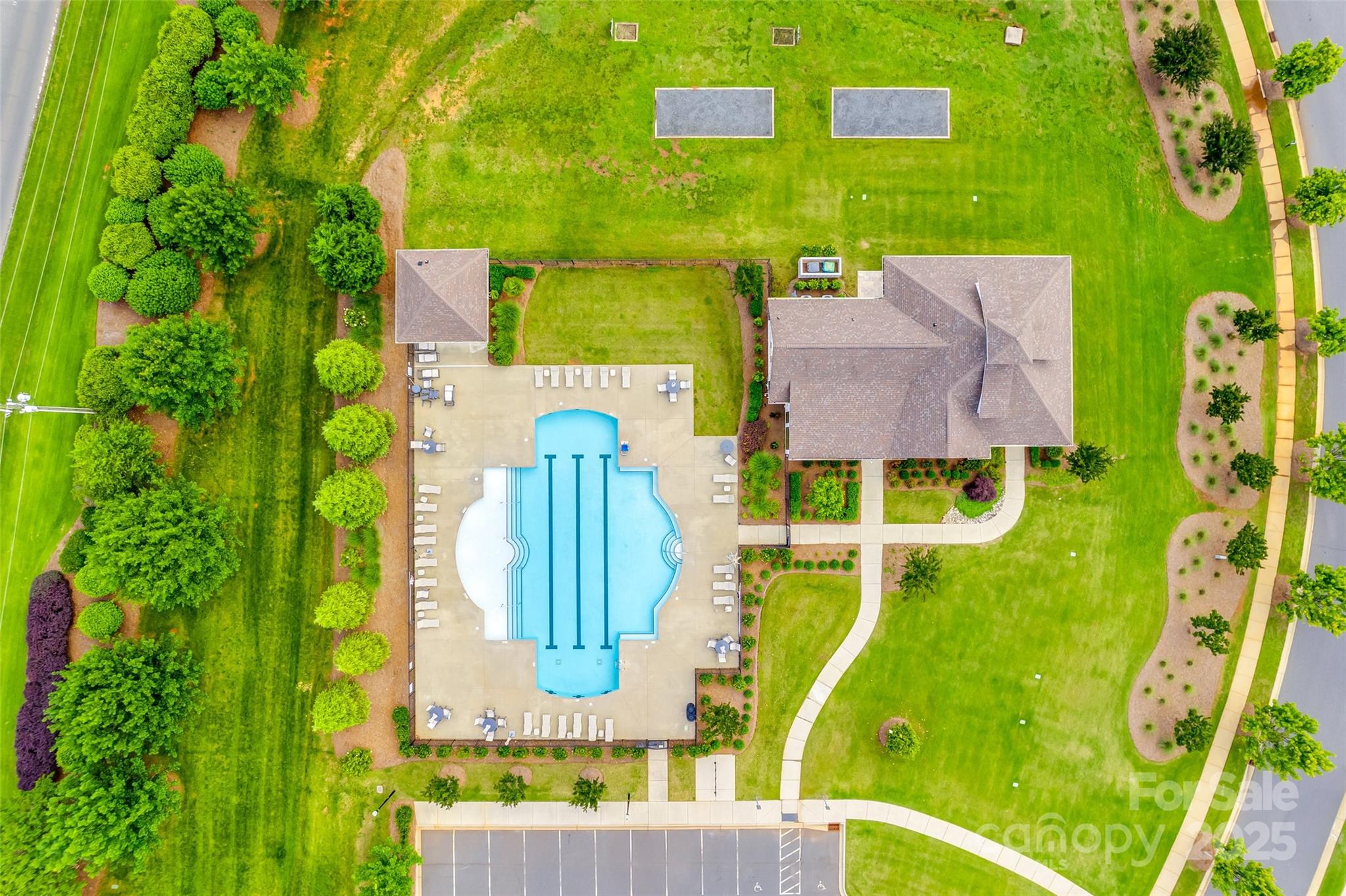 The Conservancy at McLean - Residential