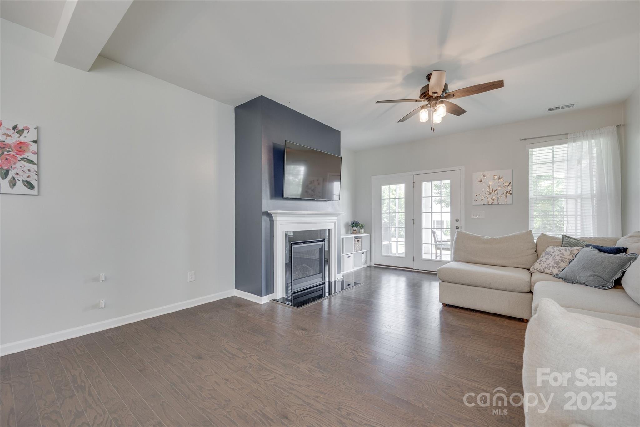 The Conservancy at McLean - Residential