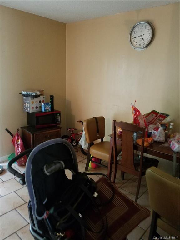 Four Seasons - Residential