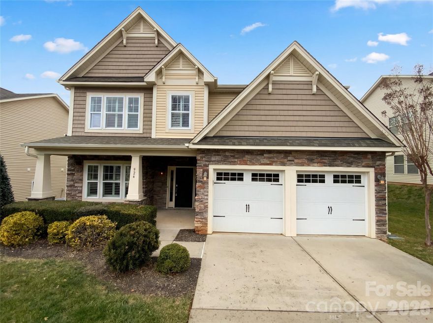 Welcome to 924 Forbes Rd, a home that exudes elegance and sophistication. The kitchen is a chef's dream with a kitchen island and an accent backsplash that adds a touch of class. All stainless steel appliances are included, ensuring a sleek and modern look. The primary bathroom is a sanctuary with double sinks, a separate tub, and shower for ultimate relaxation. Outdoor lovers will appreciate the patio, perfect for enjoying a morning coffee. This home is a perfect blend of style and functionality. Don't miss out on this gem!. Included 100-Day Home Warranty with buyer activation