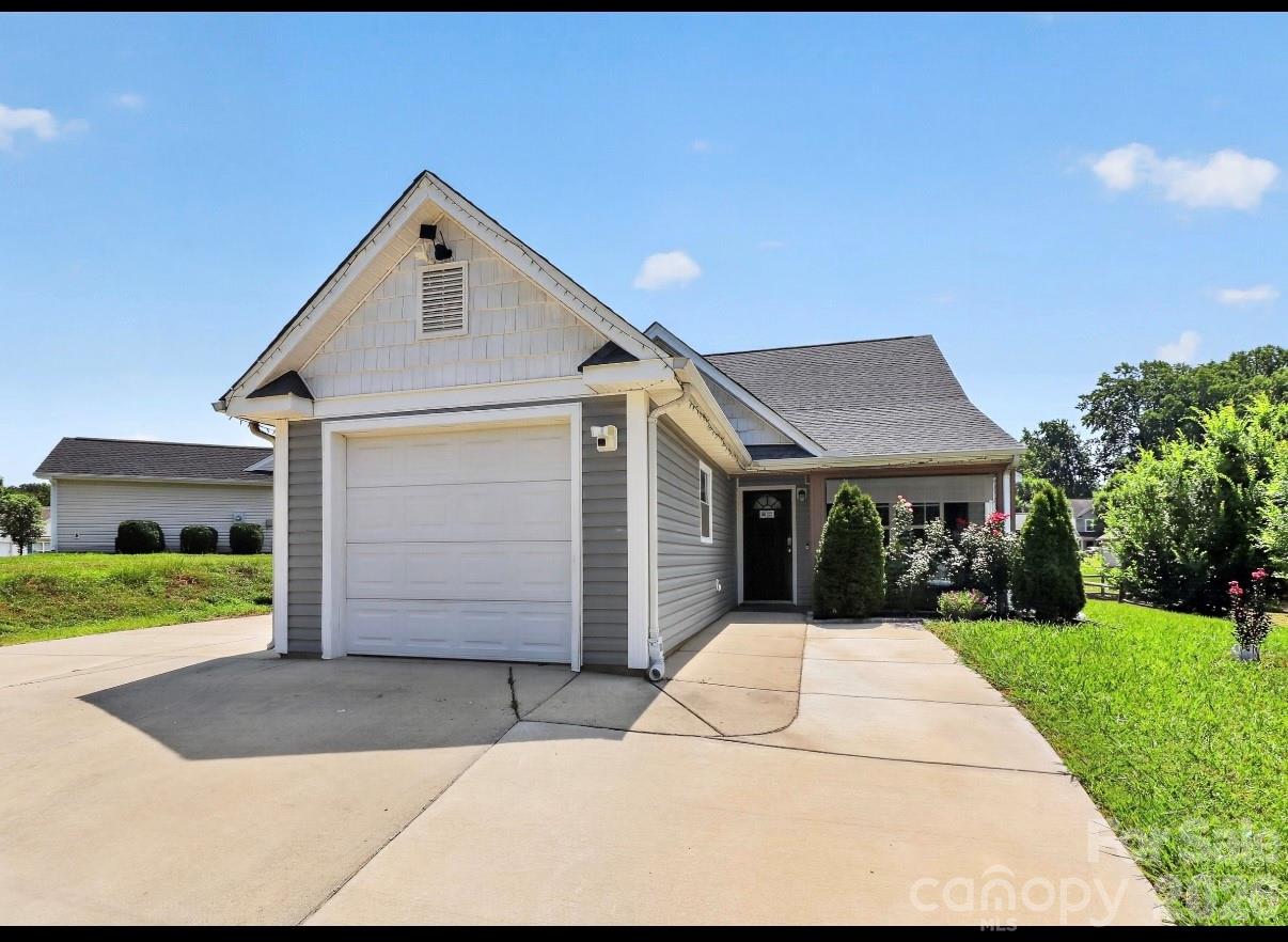 6033 Mary Blair Lane