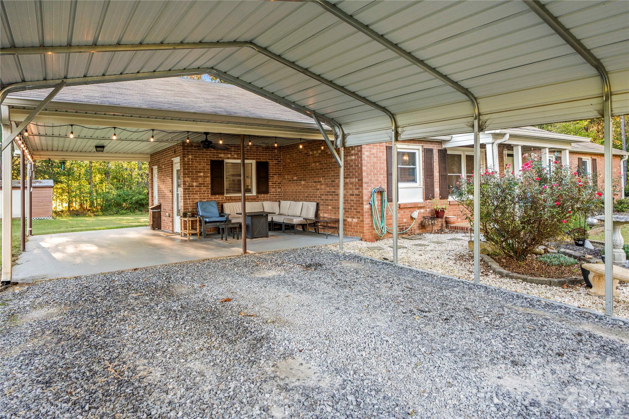 1875 Davis Circle