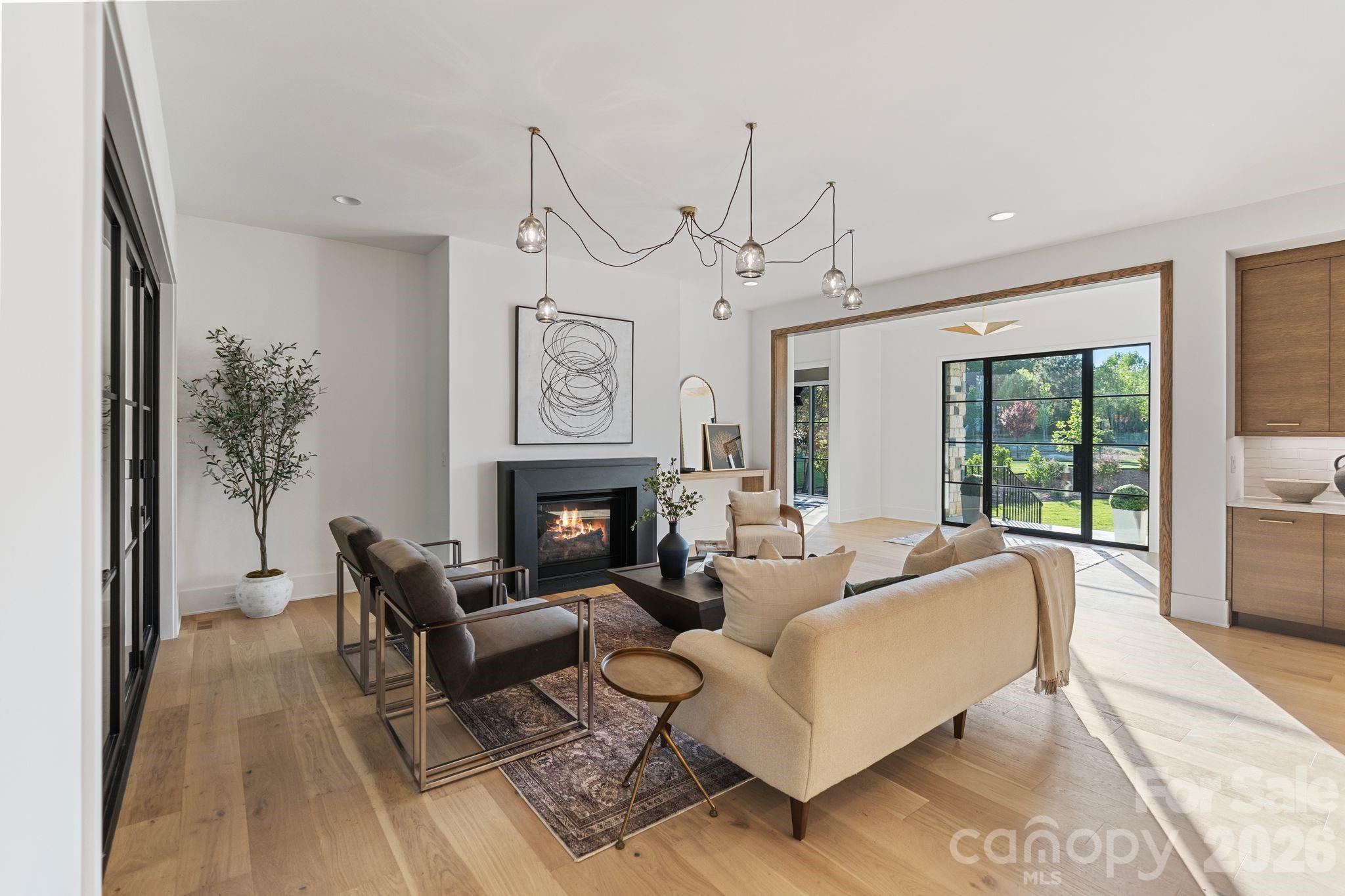 Cardinal Crest - Residential