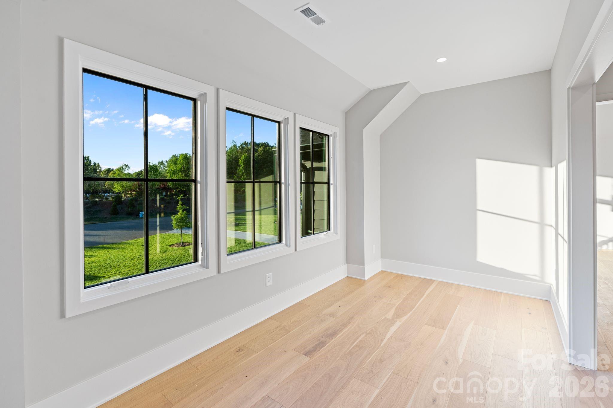 Cardinal Crest - Residential