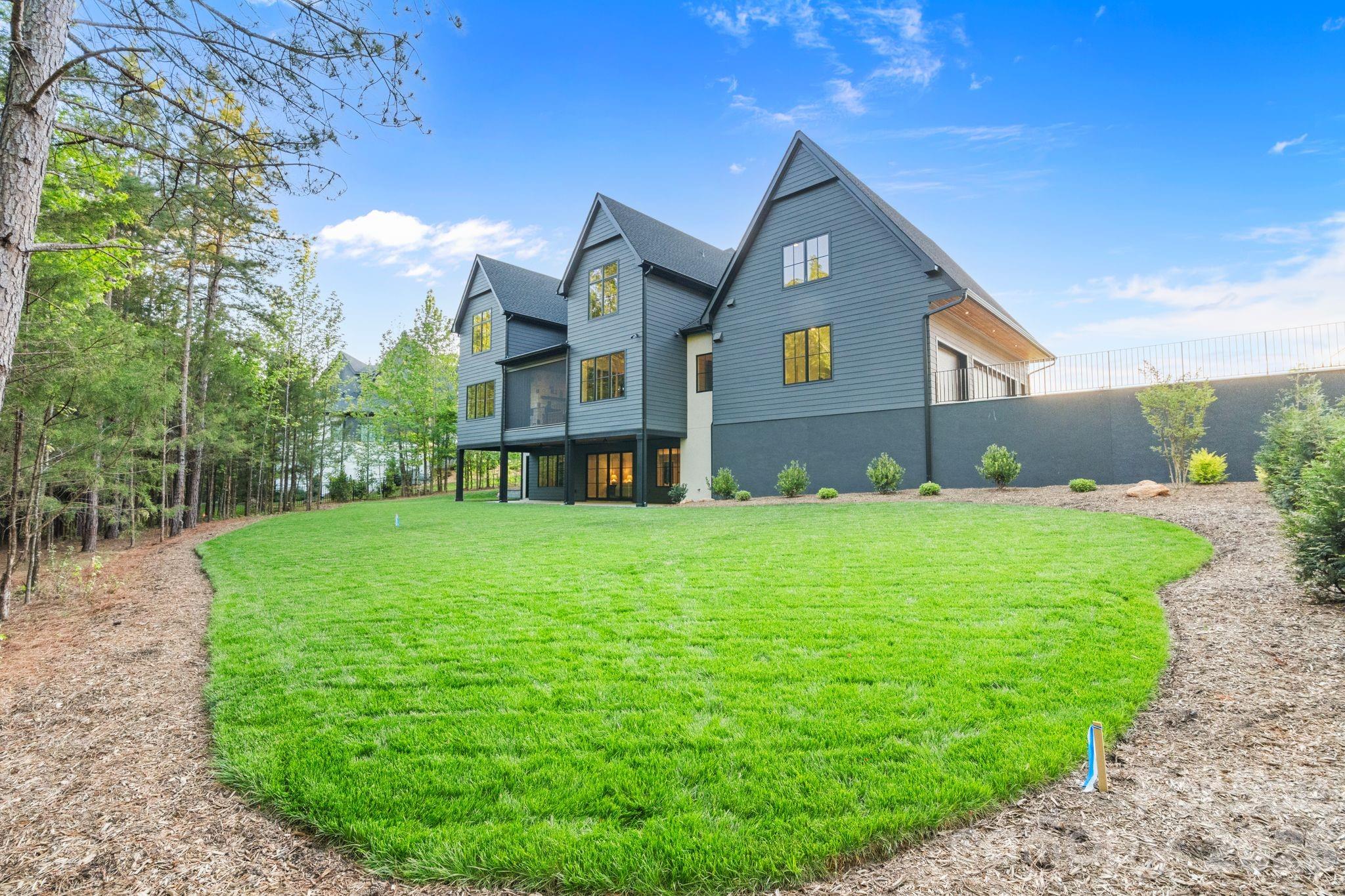 Cardinal Crest - Residential