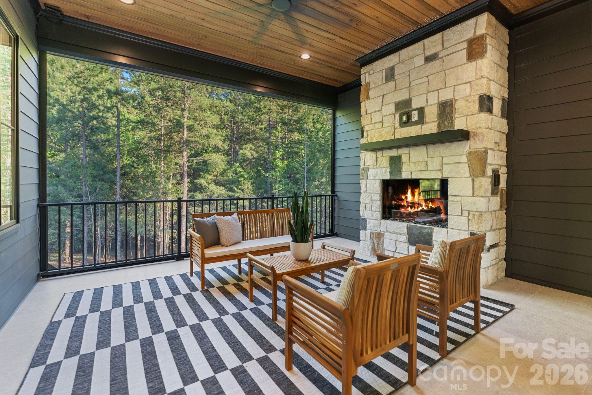 Cardinal Crest - Residential