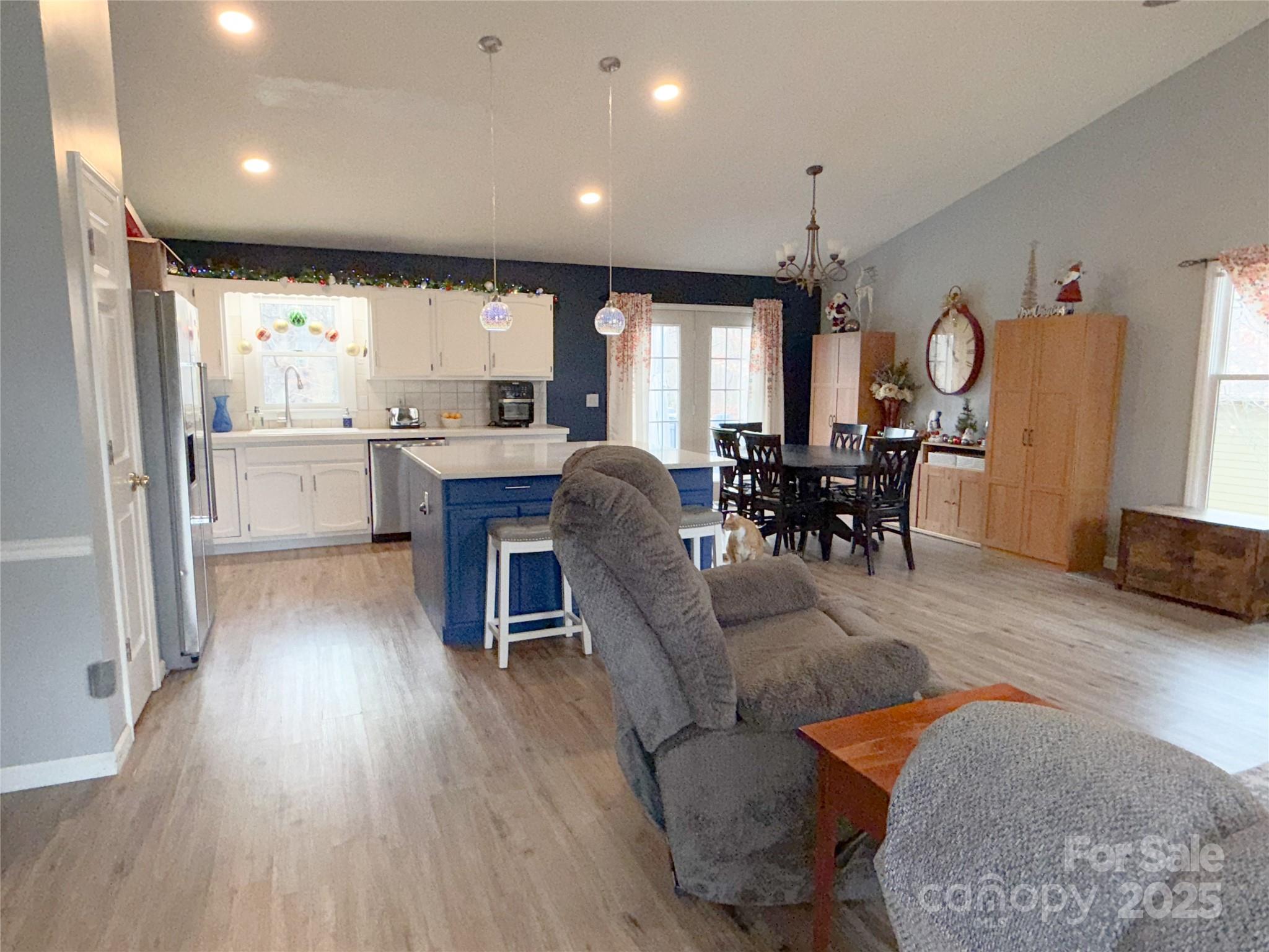 1163 Hidden Creek Circle