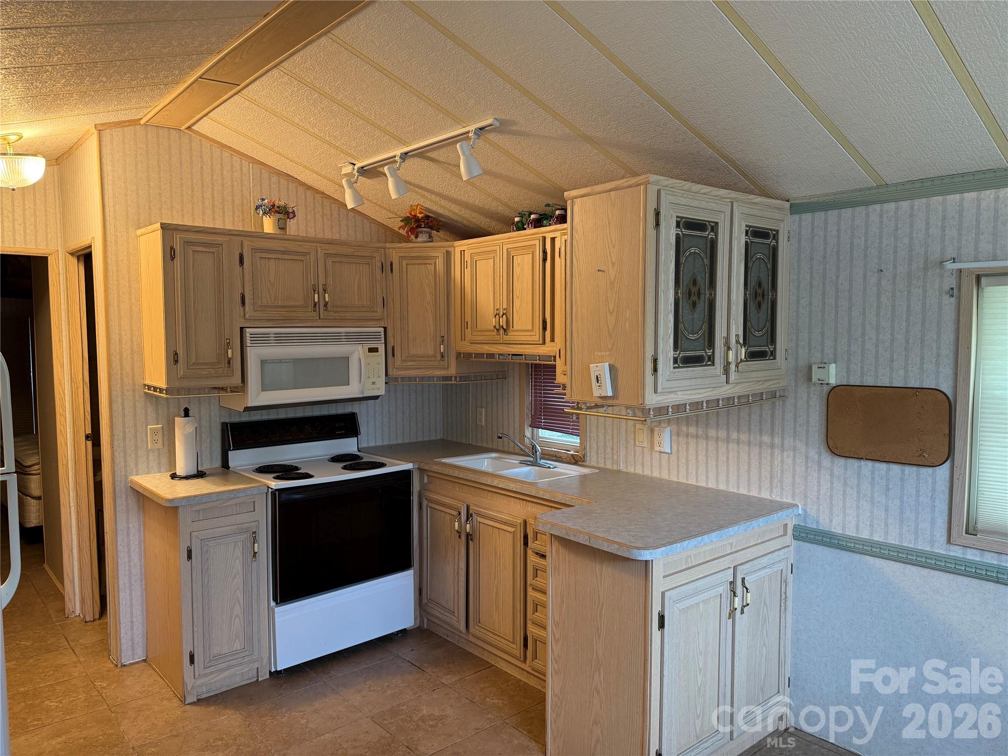 Twin Harbor - Residential