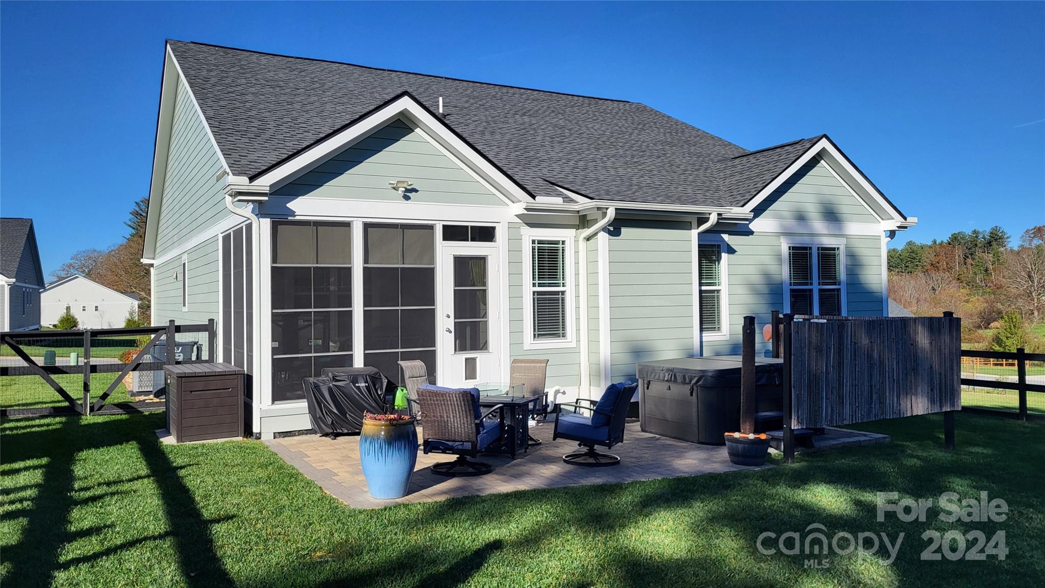 The Cottages at Windy Knoll - Residential