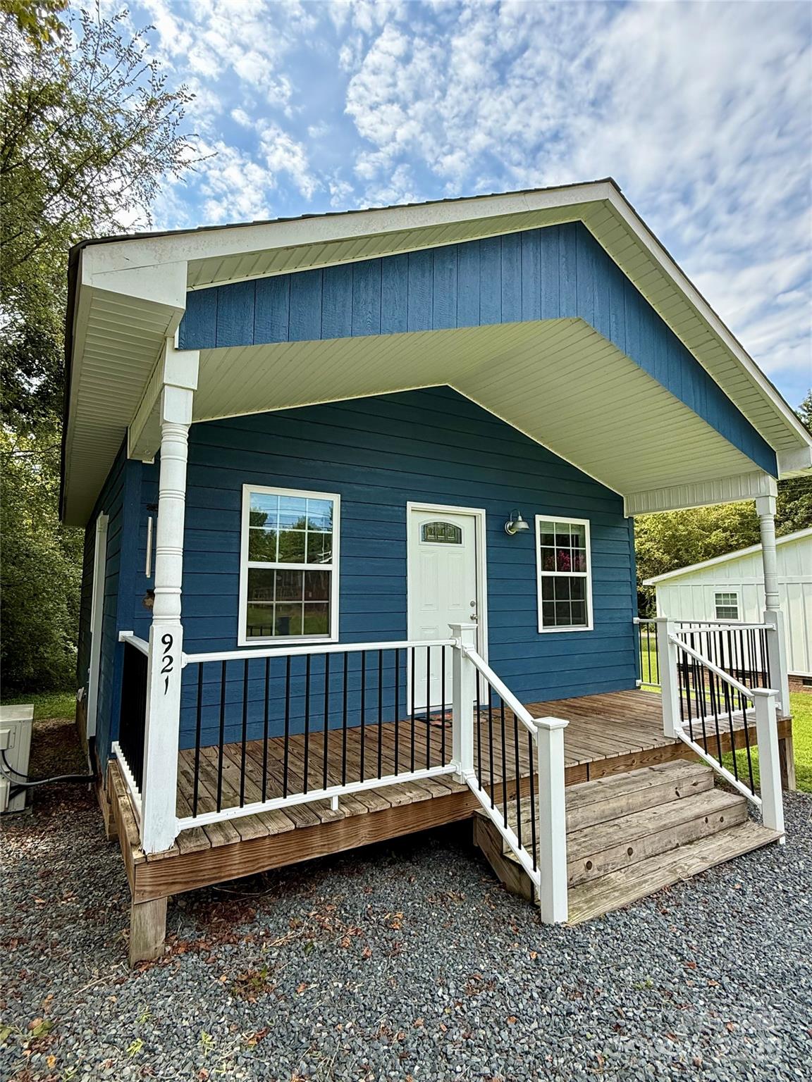921 N Long Street Extension