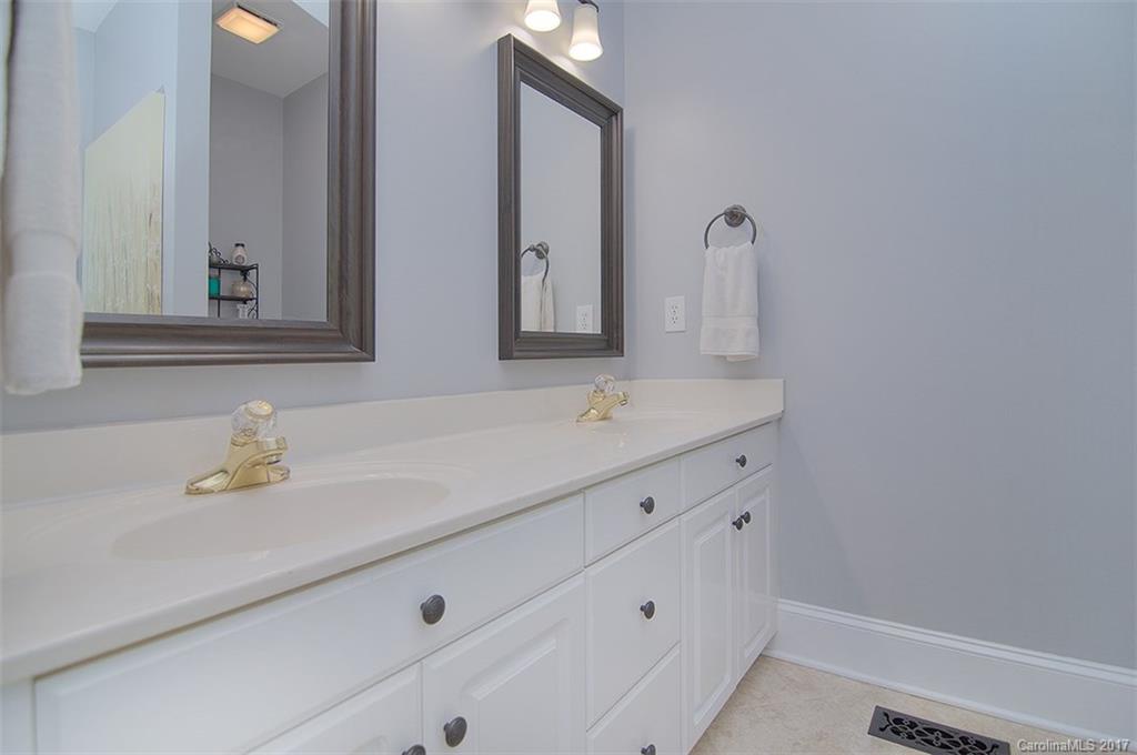 Kings Crossing - Residential