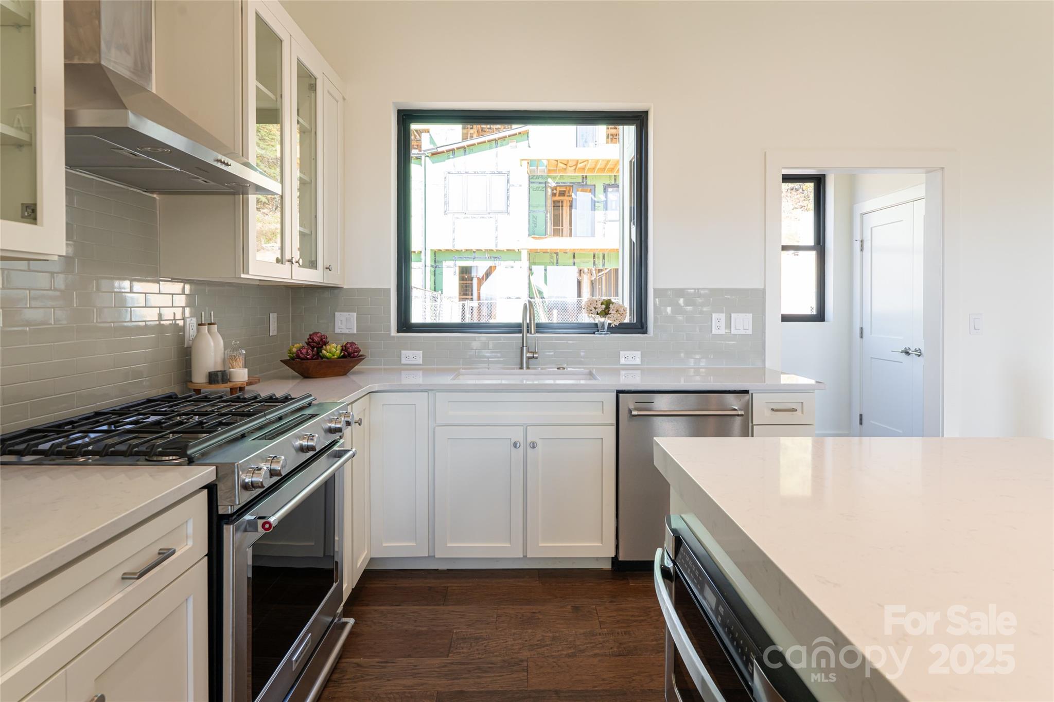 Reynolds Mountain Villas - Residential