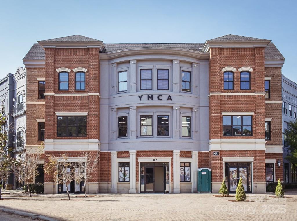 Reynolds Mountain Villas - Residential