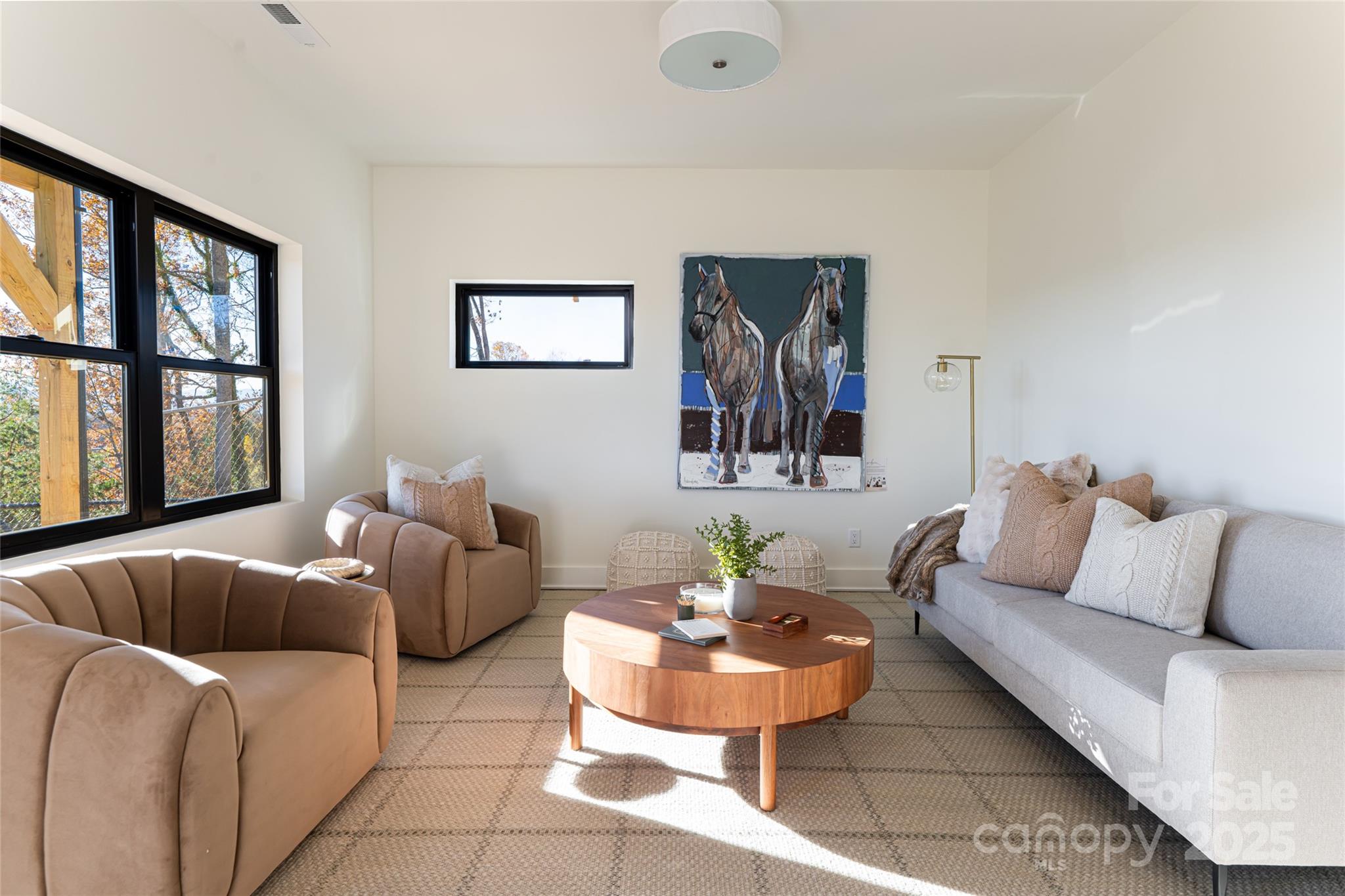 Reynolds Mountain Villas - Residential