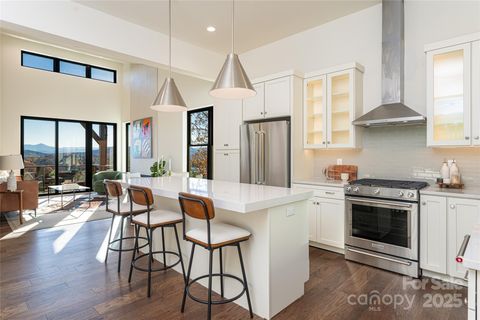 Photo of 608 Storybook Villas Trail, Asheville, NC 28804 (MLS # 4294155)