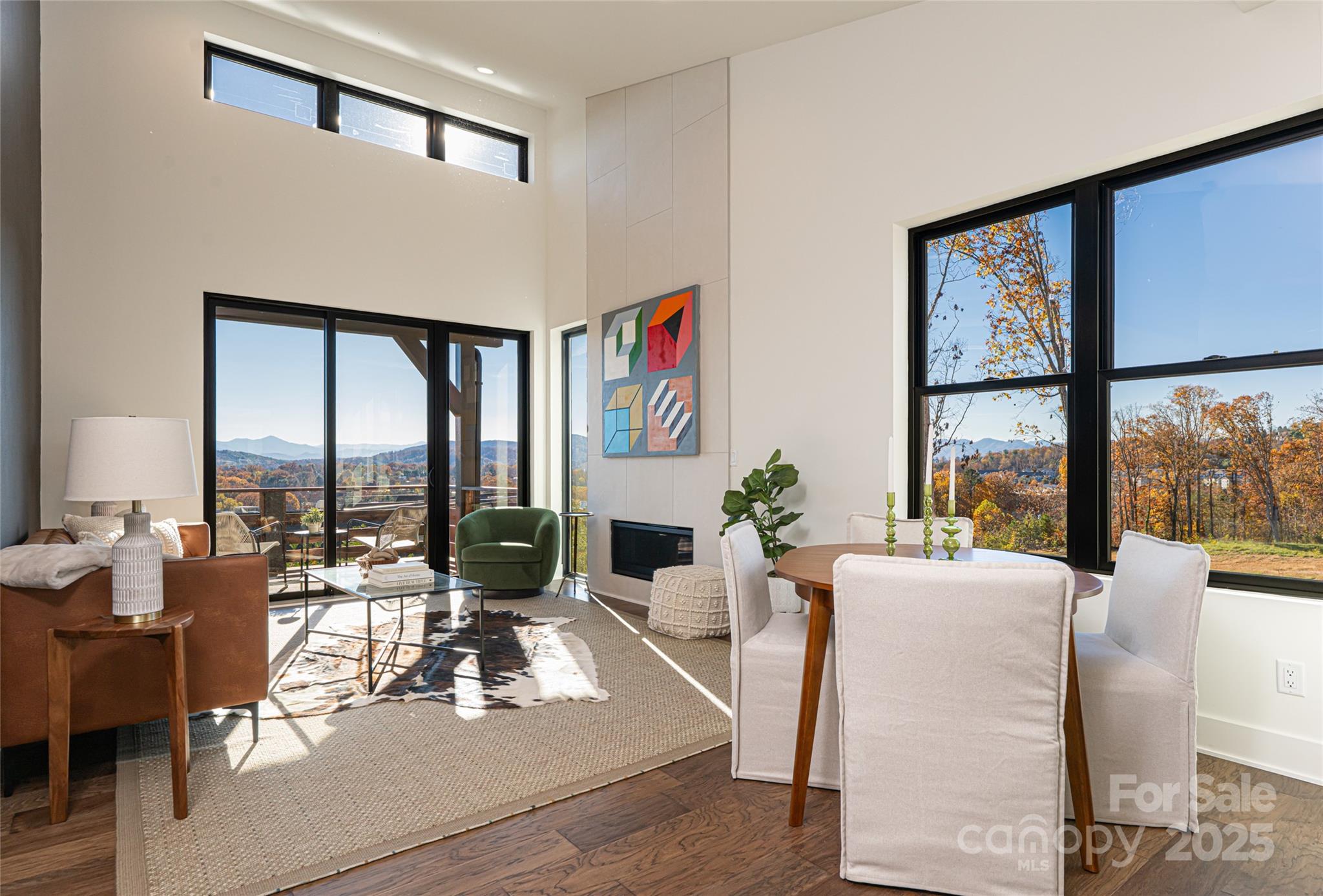 Reynolds Mountain Villas - Residential