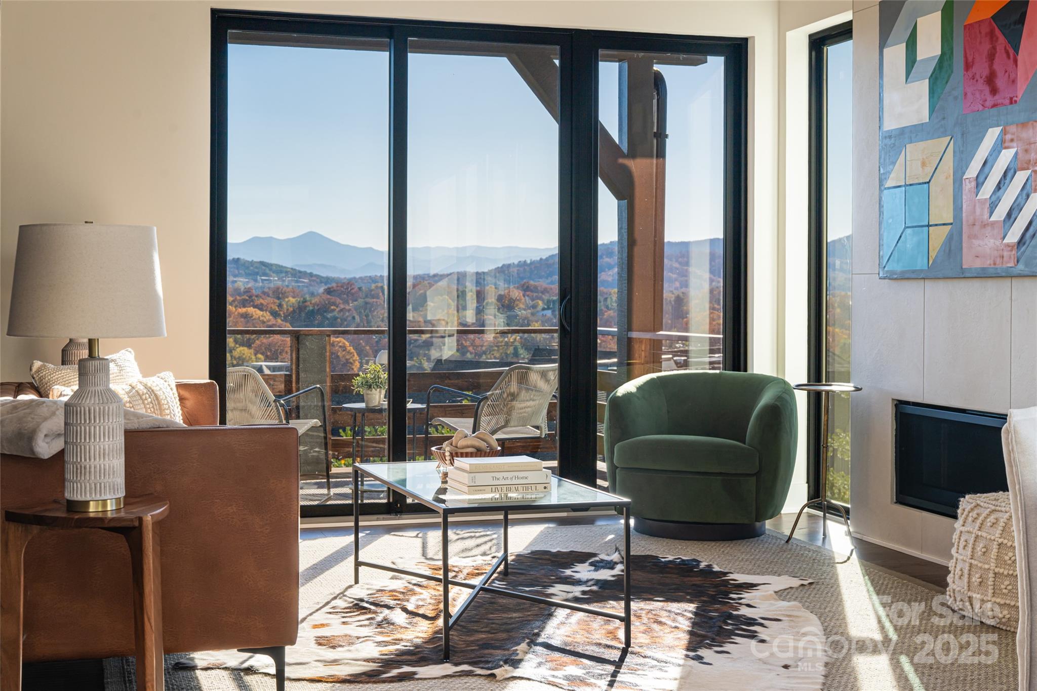 Reynolds Mountain Villas - Residential