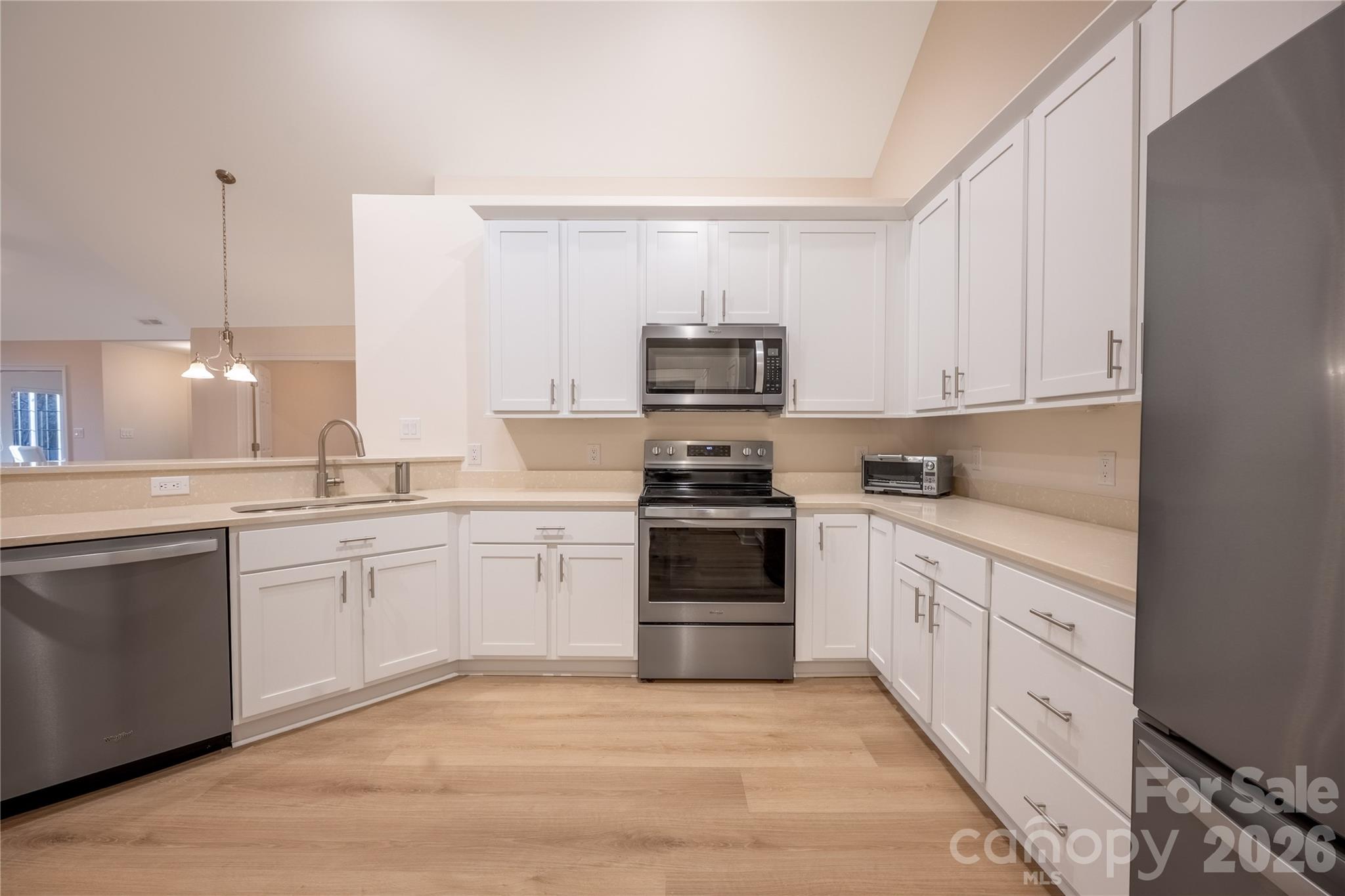 Ridge Road Villa - Residential